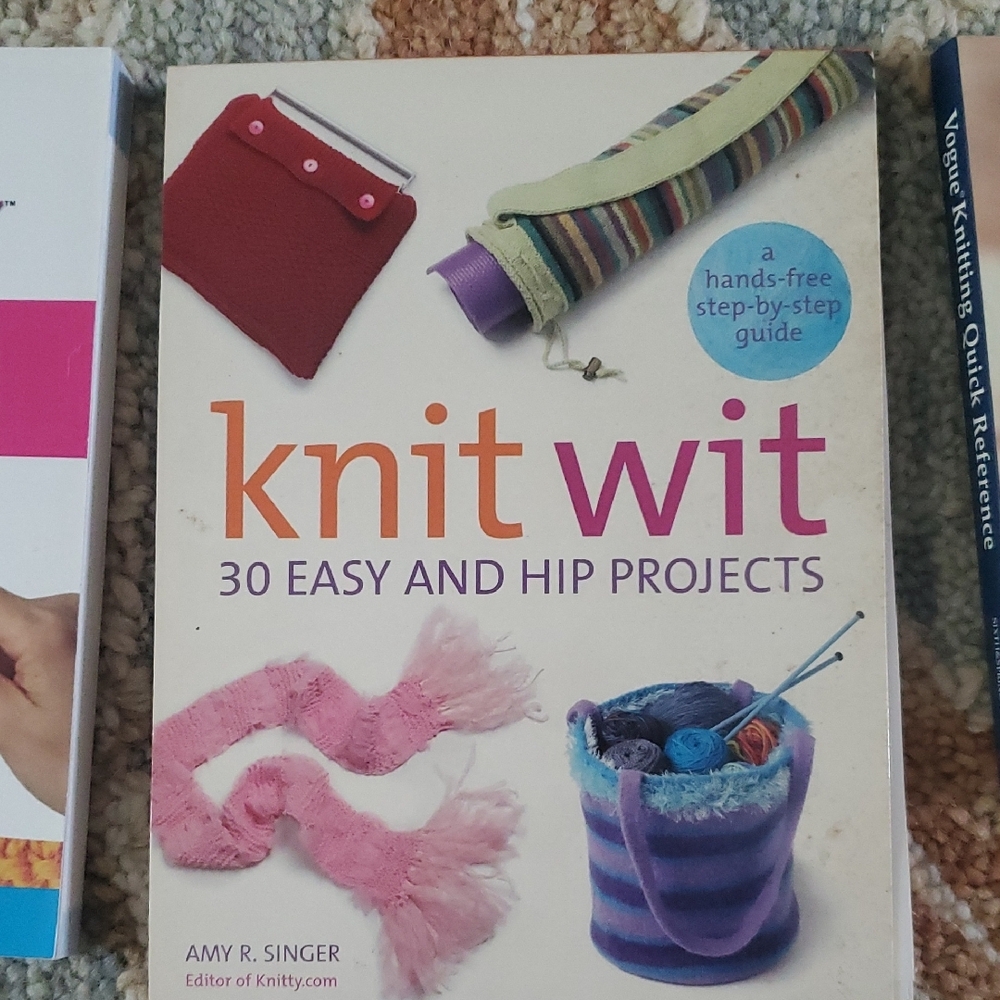 Knitting Hobby Crafting Book Collection - Picture 3 of 8